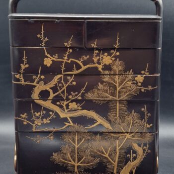 Japon - Jubako à cinq niveaux et six compartiments - Décor prunus Iramaki-e - Meiji/Taisho
