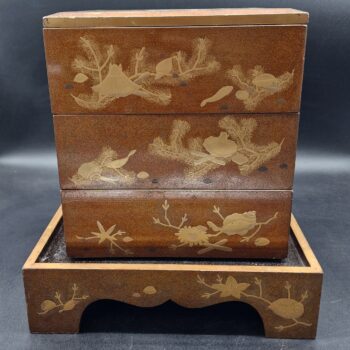 Japon - Jubako - Décor hiramaki-e à l'or sur fond nashi-ji - Meiji - VENDU