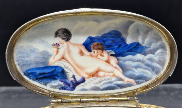 Tournai - Boite en Porcelaine tendre de Tournai décor Polychrome - 18ème – Image 6