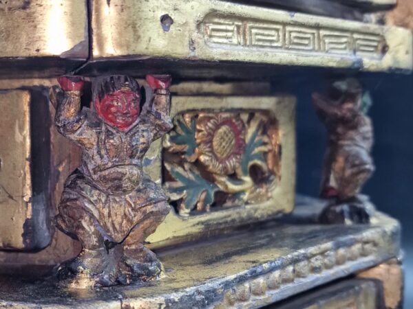 Japon - Grand Saikoku Sanjju-sakasho Kannon en bois doré sur un trône avec mandorle – Edo – Image 12