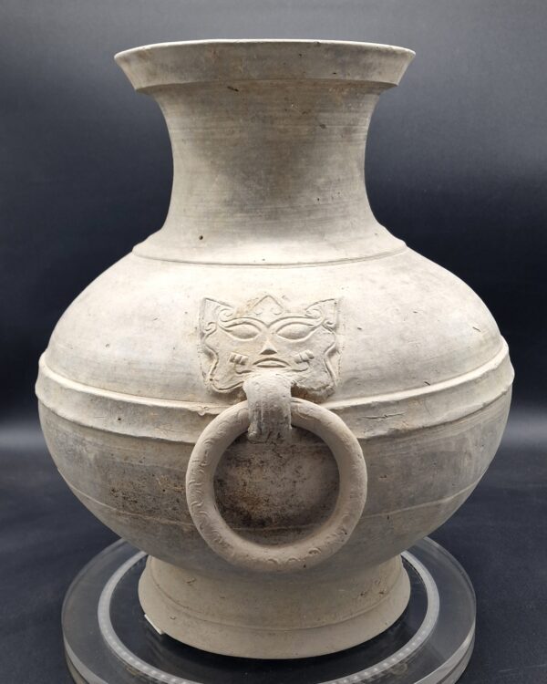 Chine - Vase Hu en terre cuite avec anneaux - Dynastie Han - TL