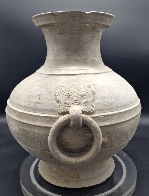 Chine - Vase Hu en terre cuite avec anneaux - Dynastie Han - TL – Image 3