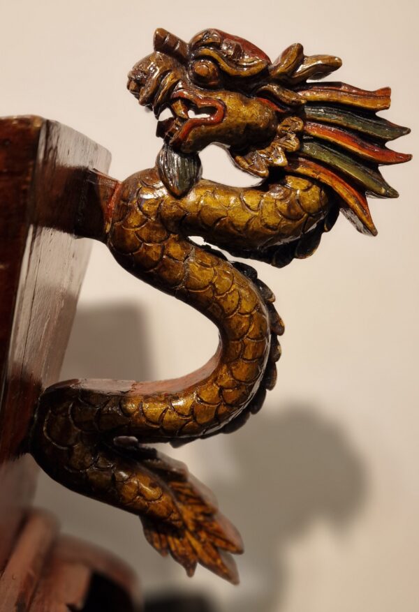 Sino-tibétain - Jardinière en bois sculpté et doré - Dynastie Qing 20ème. – Image 4