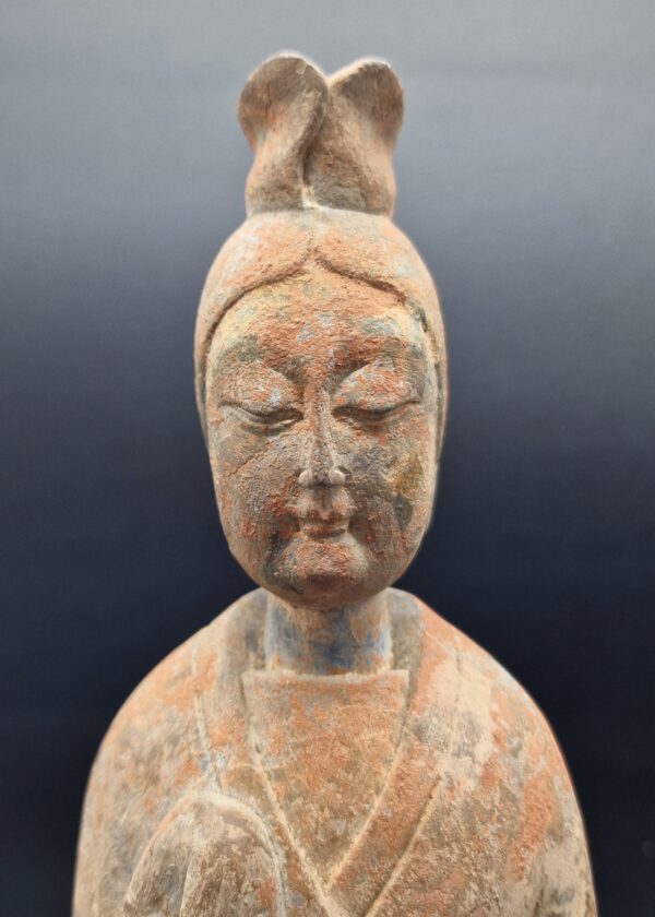 Chine - Rare sculpture féminine bouddhique - Pierre sculptée - Wei du Nord - Réservé – Image 3