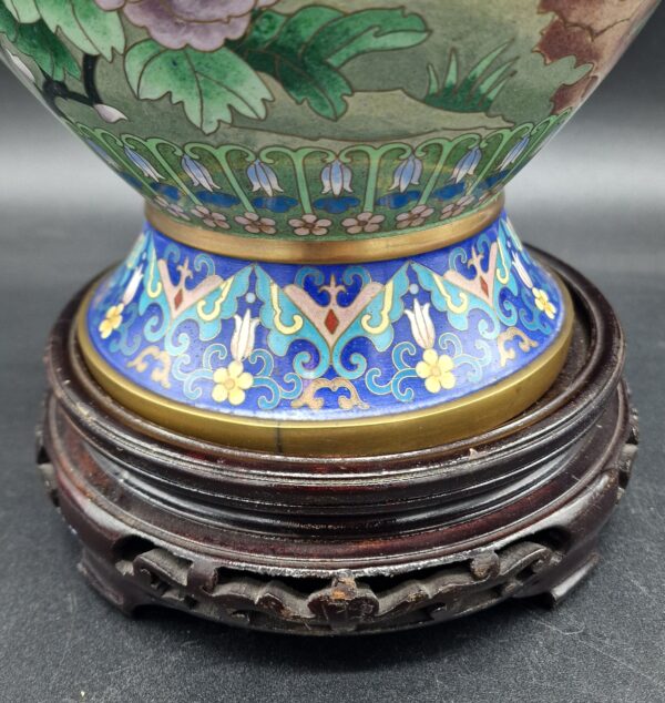 Chine - Paire de vases cloisonnés au décor de grues - Milieu 20ème. – Image 5