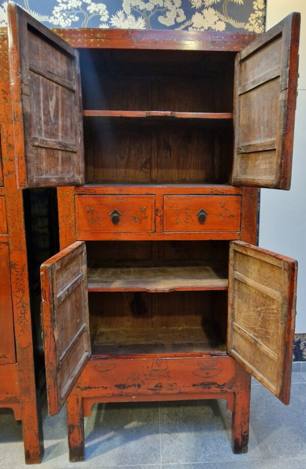 Chine - Paire de cabinets jumeaux rouge et or - Fin Dynastie Qing - Début 20ème – Image 9