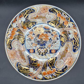Japon - Grand plat rond - Arita - Imari - Edo - 17/18ème.