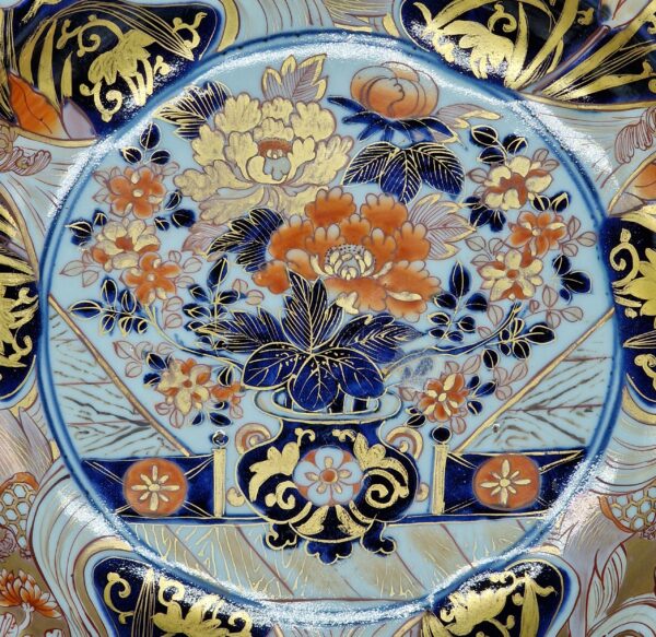 Japon - Grand plat rond - Arita - Imari - Edo - 17/18ème. – Image 2