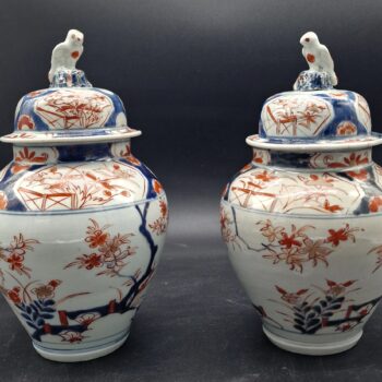 Japon - Paire de potiches à frêtels d'oiseaux - Imari - 19ème