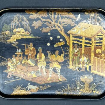 France - Plateau rectangulaire en carton bouilli au décor animé - Napoléon III - 19ème